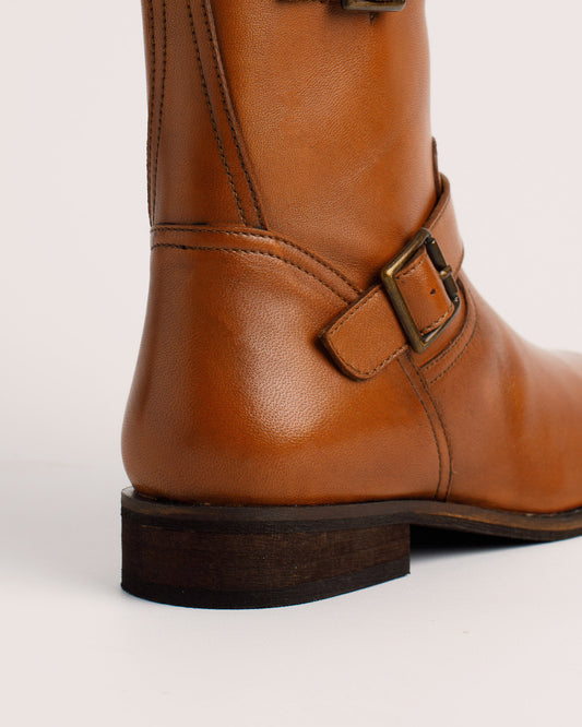 Lisa cognac leather ankle boots with microfibre lining and 2.5 cm heel
