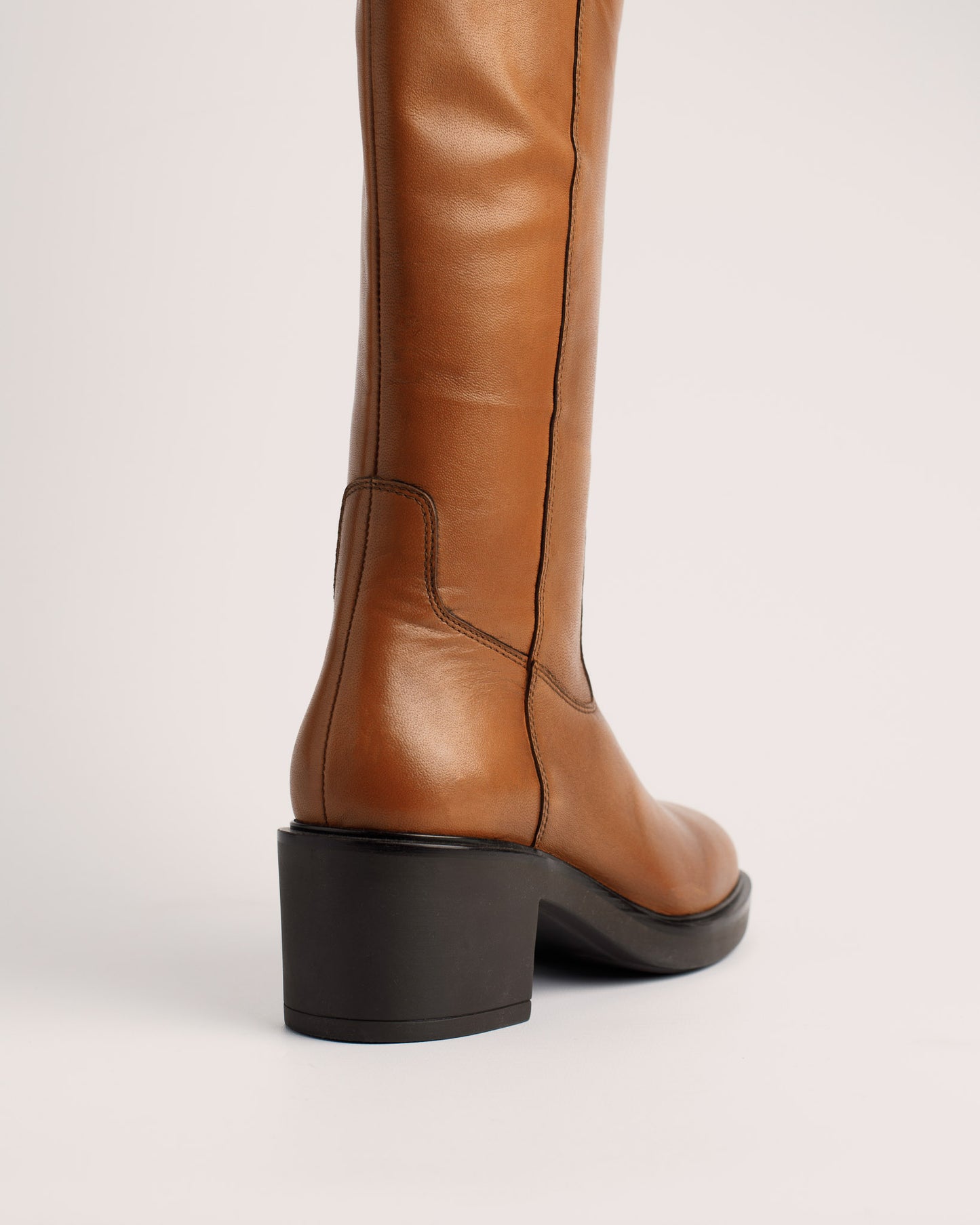 Rachel High cognac leather knee high boots with 6 cm block heel and buckle