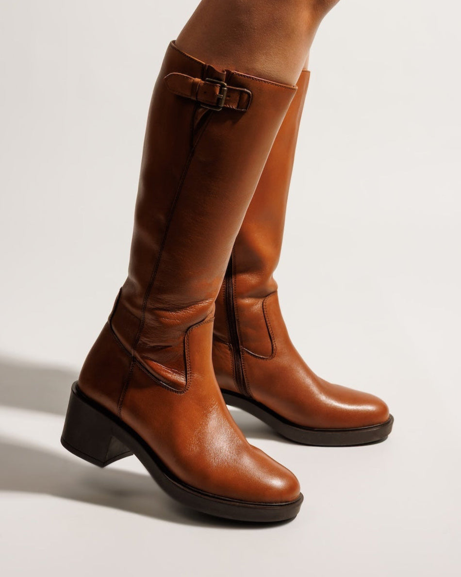 5PM_Rachel_High_Long_Boot_Cognac_Leather_Detail studio