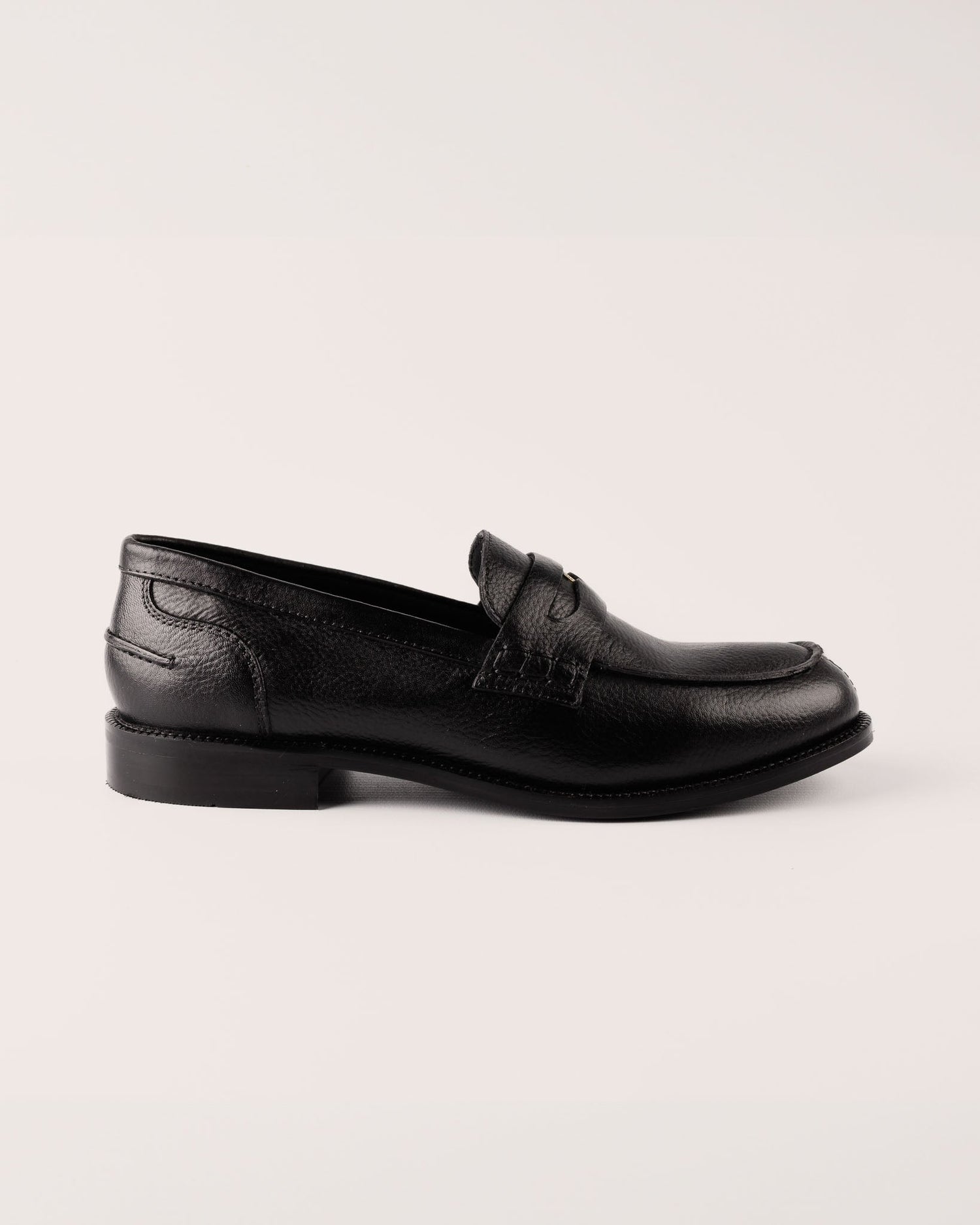 Black Women’s Shoes