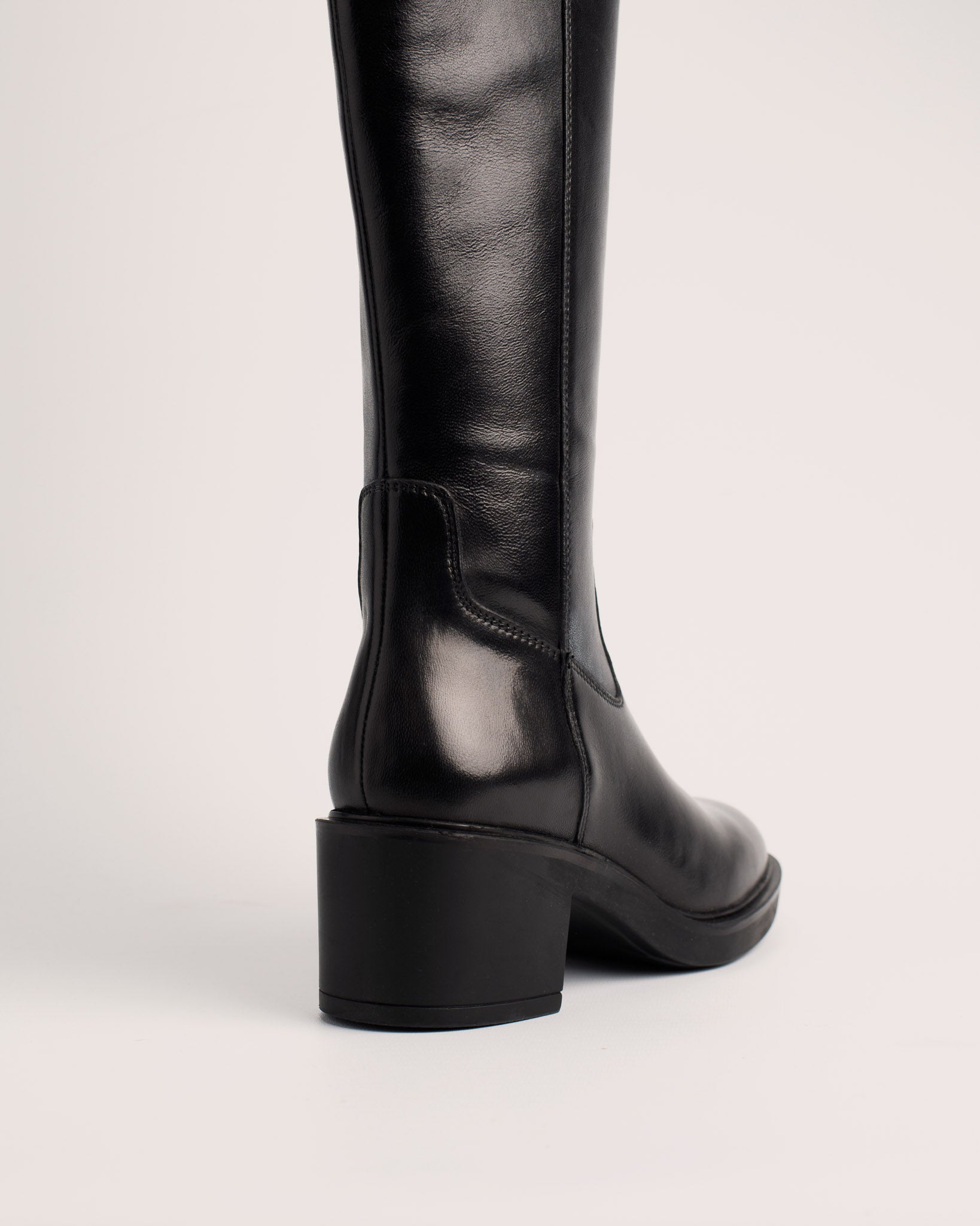 Rachel High zwarte leren knielaars voor dames – elegant en comfortabel